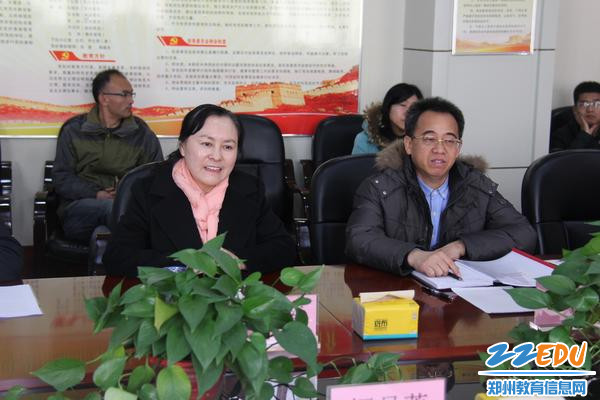 42中党组织书记部署党员发展工作
