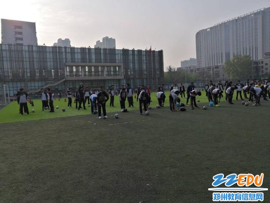 训练前的热身运动