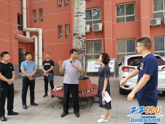 5 薛土岭主任希望学校在全国文明城市创建工作中为郑州增光添彩