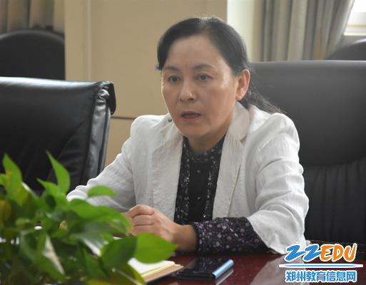 党总支书记、校长强调贯彻落实习总书记讲话精神