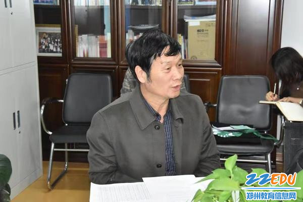 史海民老师对学生学情认真分析