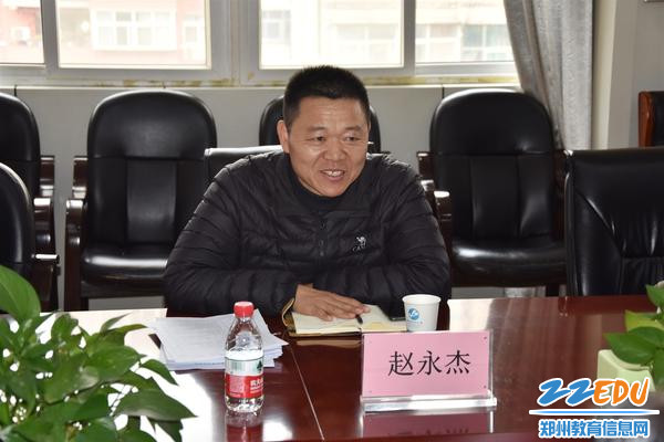 督察组领导对学校工作进行指导