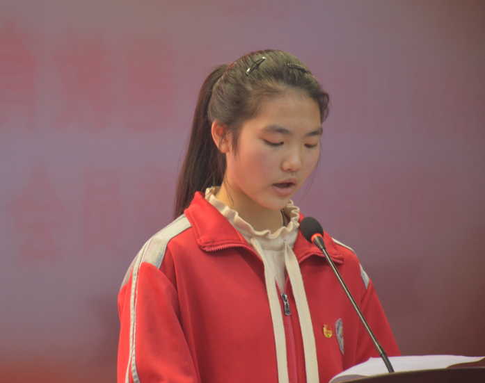 新团员发言.png