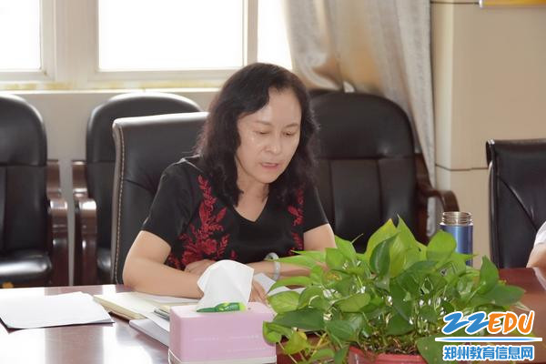 4 党总支书记、校长于红莲谈加强以案促改，廉洁自律