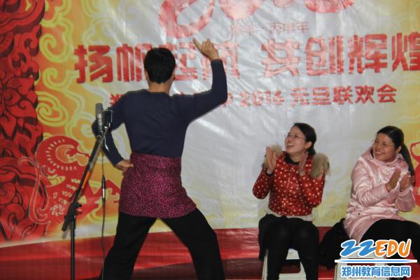 bigE1F2520C0EC5D30AECBFE6011145D2A4.jpg