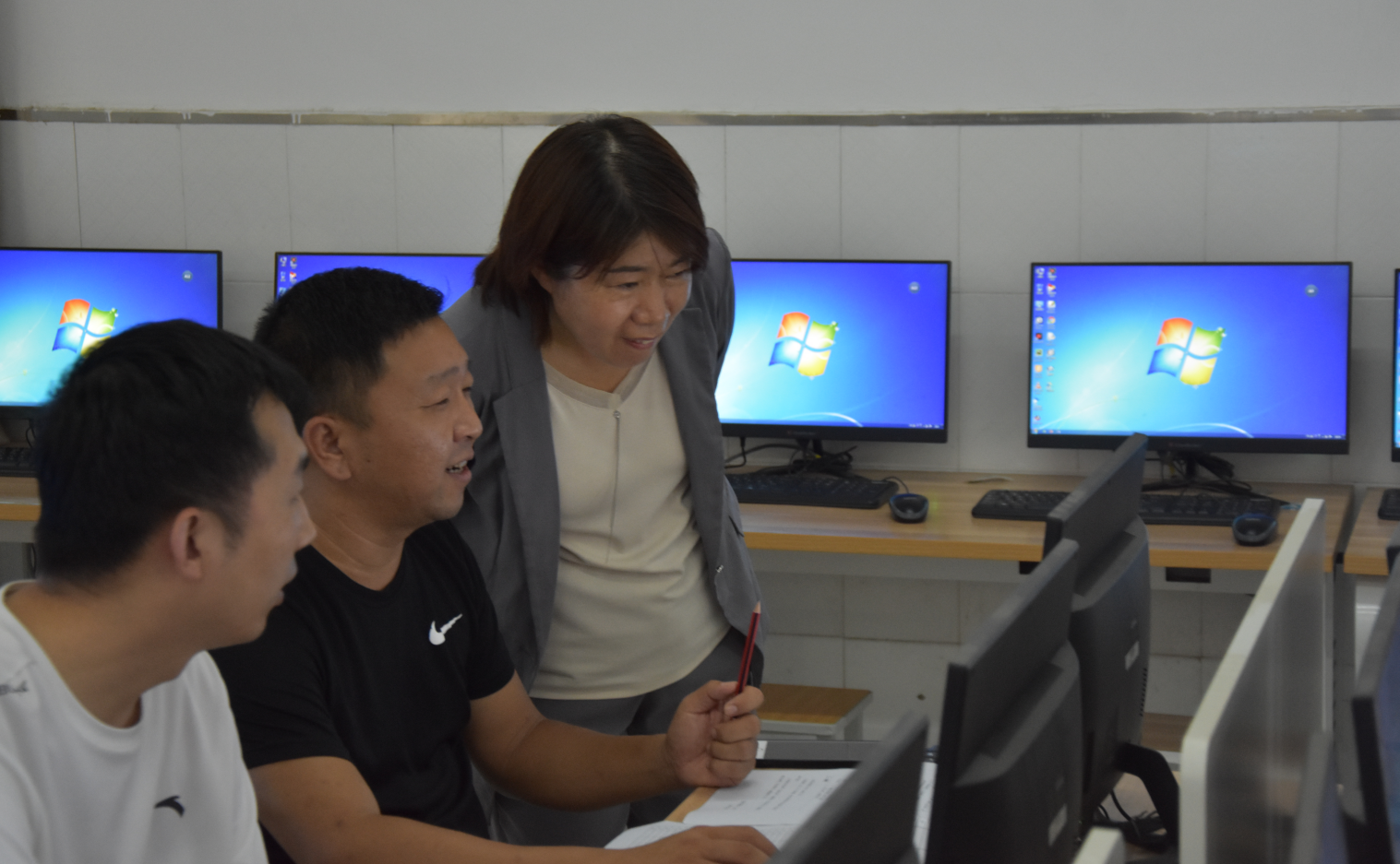 1764252242897599.png 2.png